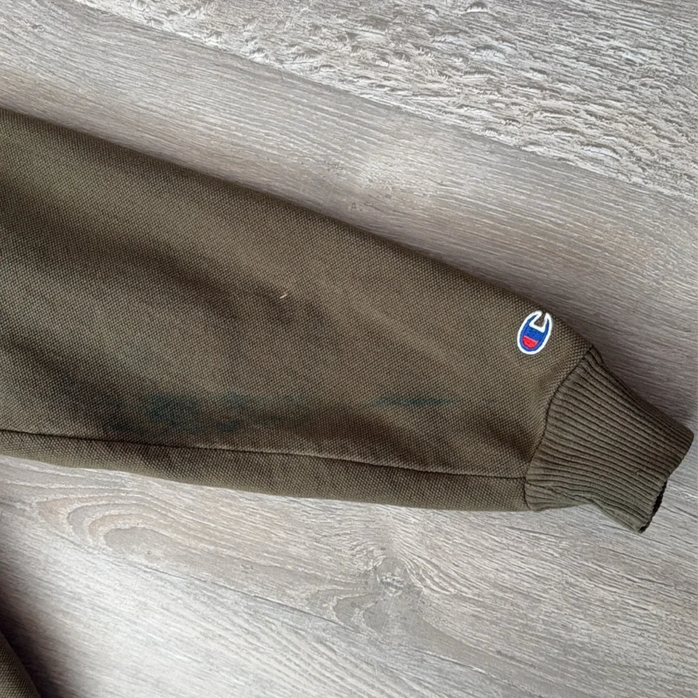 Vintage army green Champion pullover sweatshirt USA made medium *stain* - Picture 11 of 13